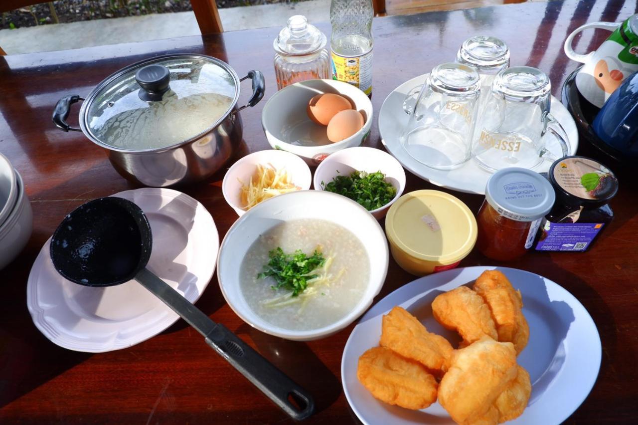 Baantia Chomtawan Bed & Breakfast Surat Thani Ngoại thất bức ảnh